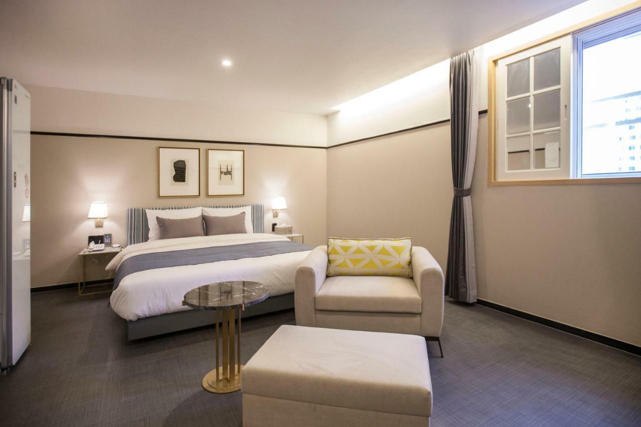 Browndot Hotel Masan Odong Чханвон Экстерьер фото